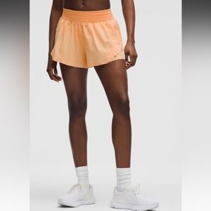 NWT!🍋🍋Lululemon Shake It Out HR Running Short 2.5”🍋🍋. Size Small.